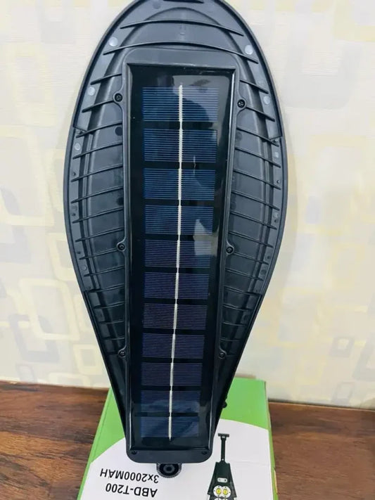 200W Imported Heavy-Duty Solar Street Light 3 Modes and Remote